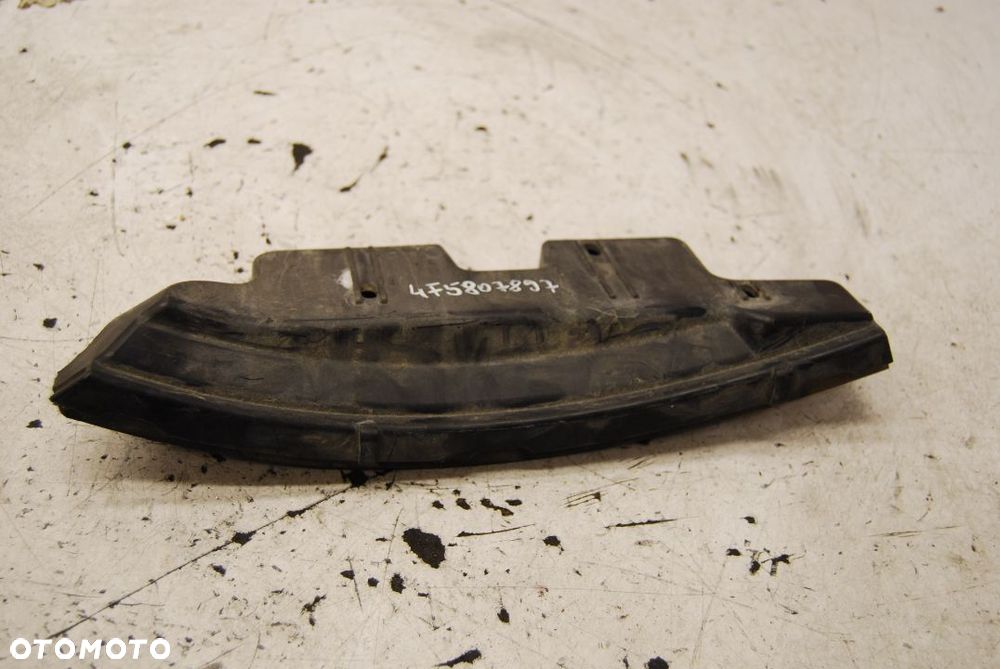 ŚLIZG ZDERZAKA LEWY TYŁ 4F5807897 AUDI A6 C6 SEDAN - 2