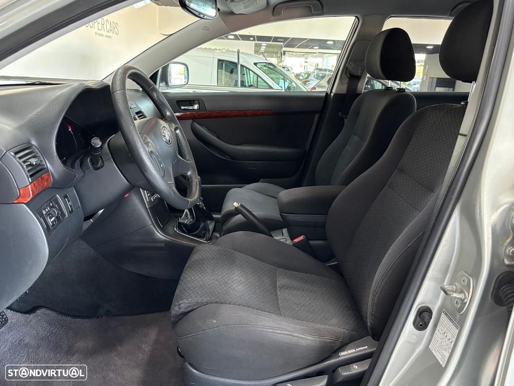 Toyota Avensis SW 2.0 D-4D - 6