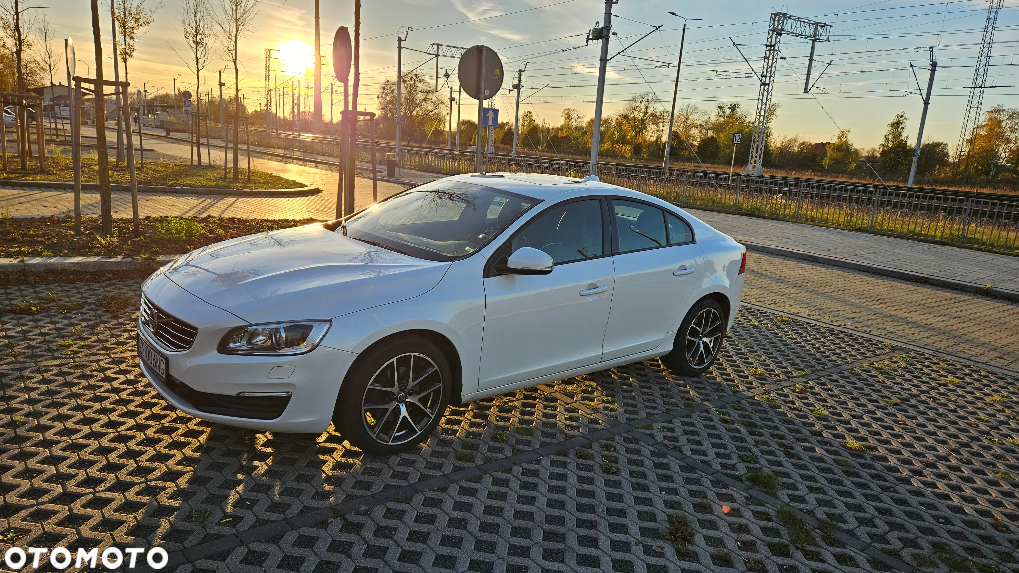 Volvo S60 D4 Summum - 2