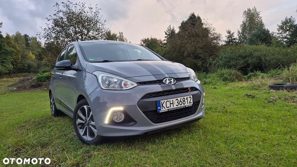 Hyundai i10 1.2 Fifa World Cup Edition - 10