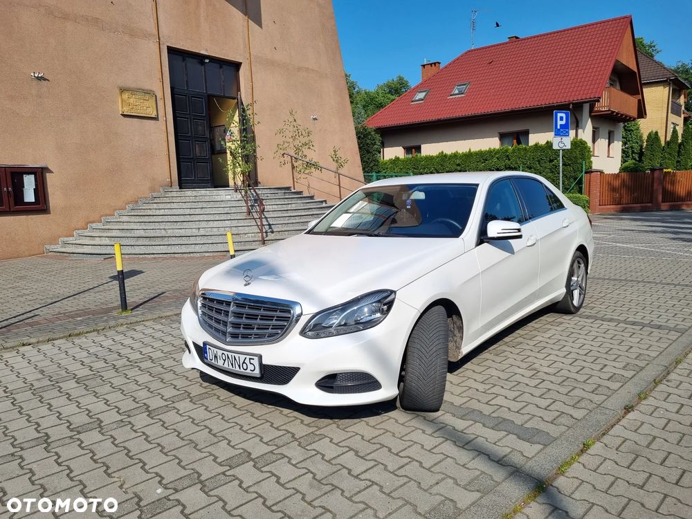 Mercedes-Benz Klasa E 200 CDI DPF BlueEFFICIENCY 7G-TRONIC - 1