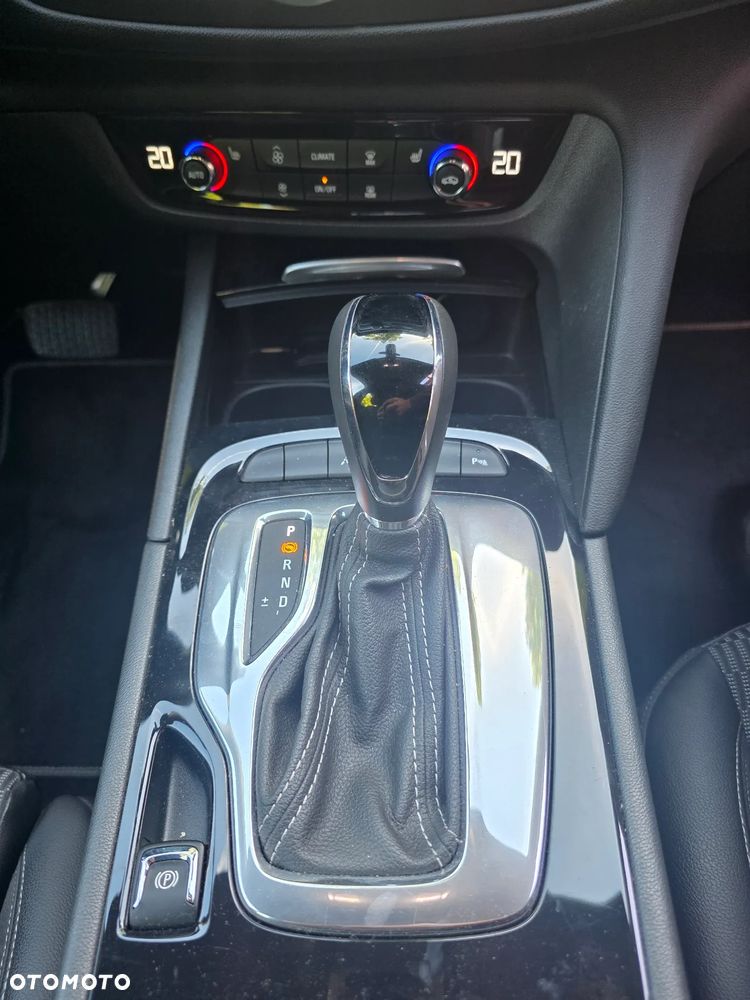 Opel Insignia 2.0 CDTI Ultimate S&S - 23