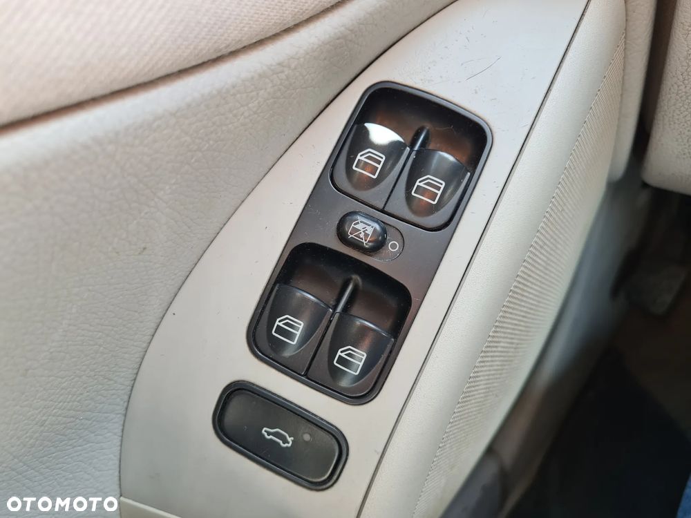 Mercedes-Benz Klasa C 220 CDI Avantgarde - 18