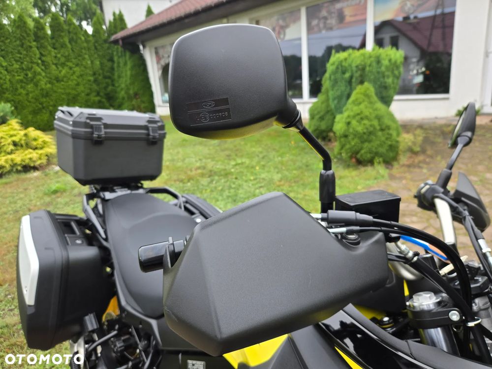 Suzuki V-STROM - 27