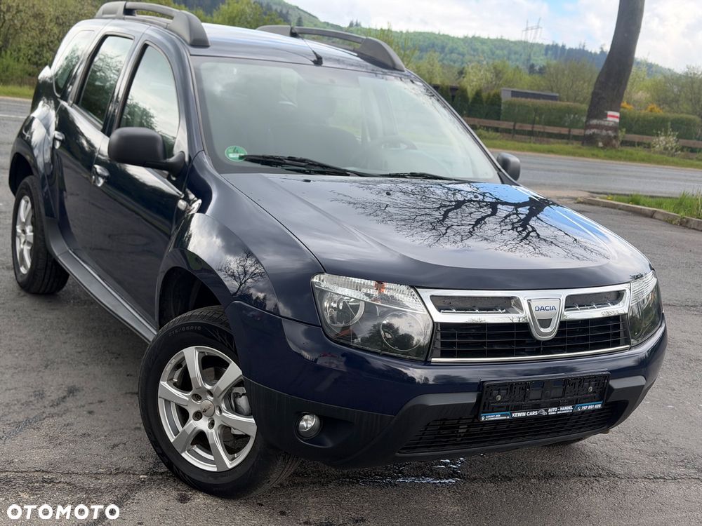 Dacia Duster 1.6 16V 4x4 Laureate - 1