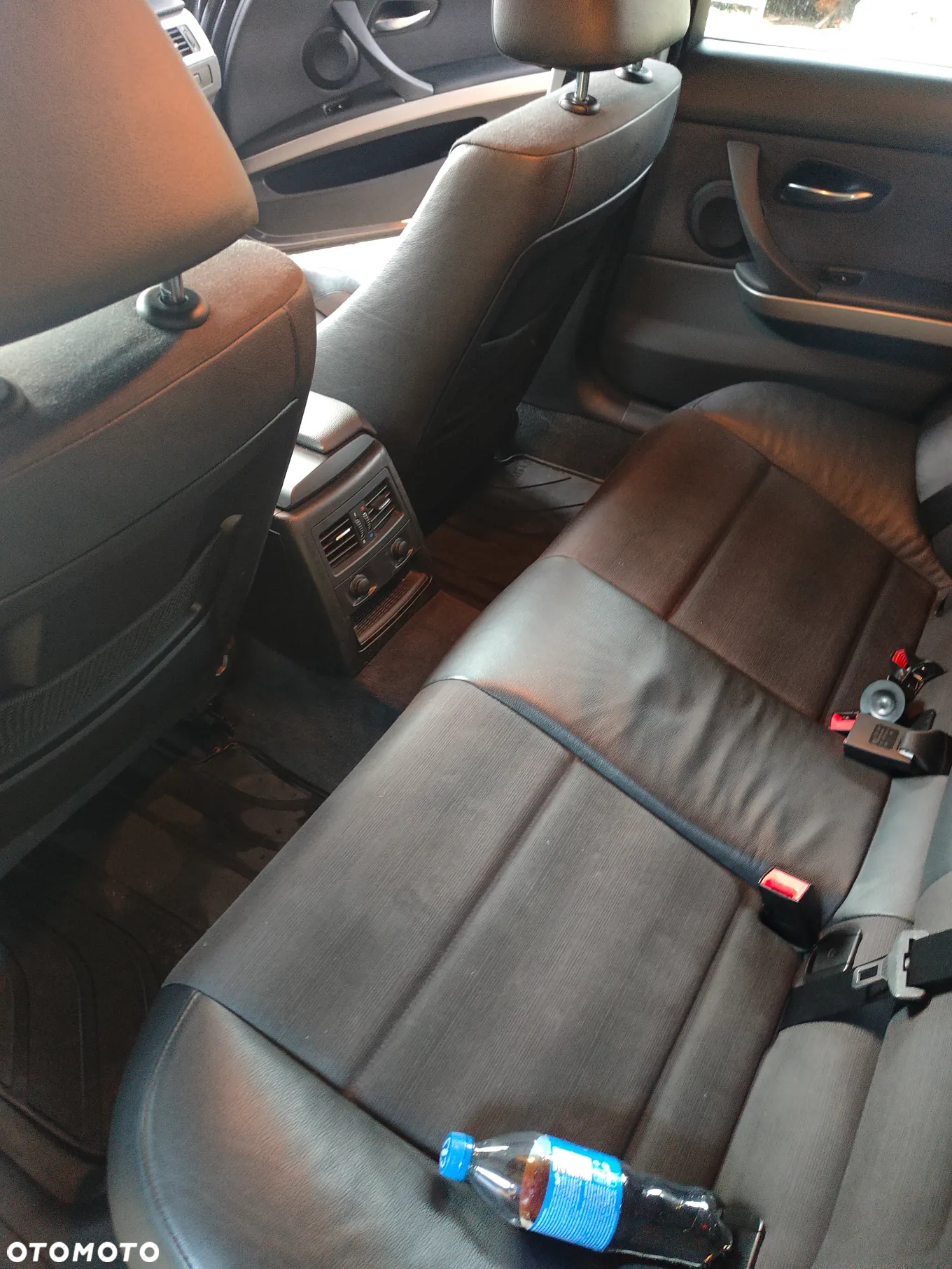 BMW Seria 3 325xi - 14