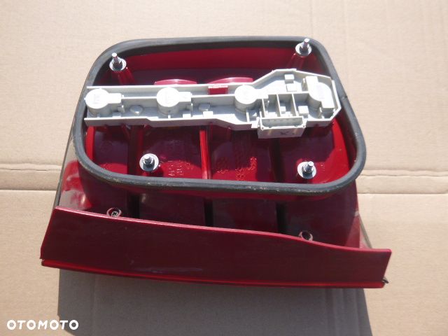 LAMPA LEWY TYŁ LEWA TYLNA SKODA FABIA I KOMBI LIFT 05-08 - 8