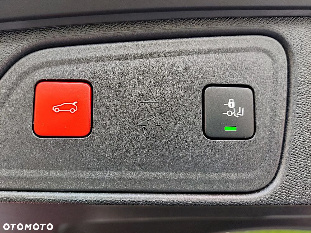 Peugeot 3008 BlueHDi 180 Stop & Start EAT8 Allure - 34