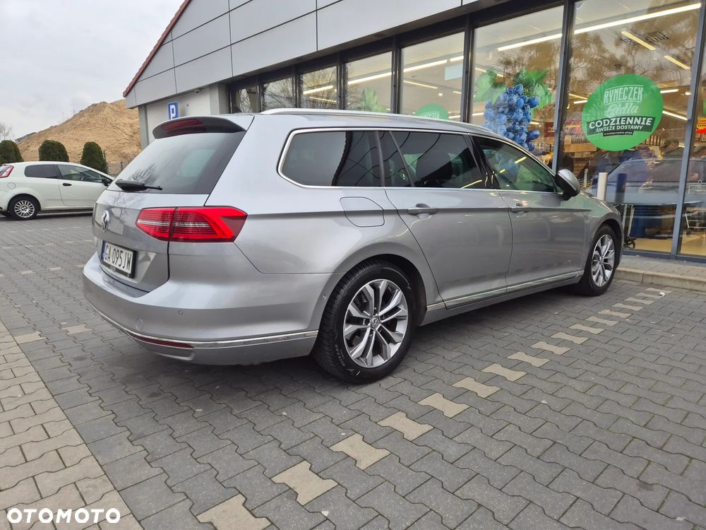 Volkswagen Passat - 14