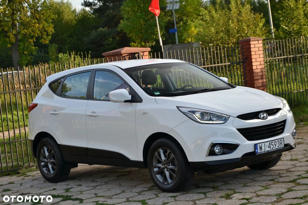 Hyundai ix35 1.6 2WD Fifa World Cup Edition - 9
