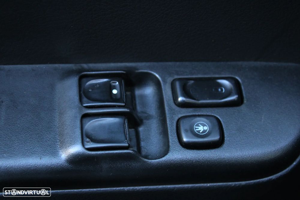 Opel Frontera 2.2 DTi Sport - 40