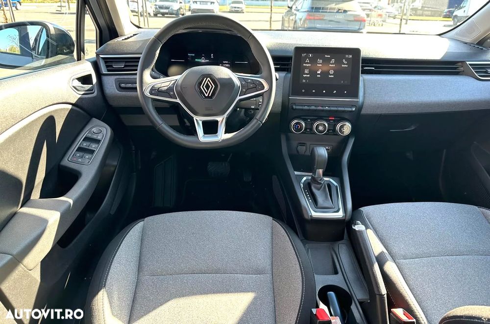 Renault Clio V E-Tech 145 Evolution - 11