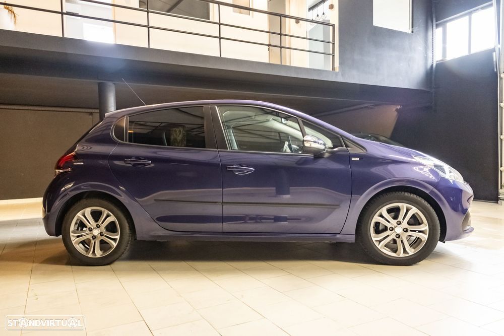 Peugeot 208 1.2 PureTech Style - 7