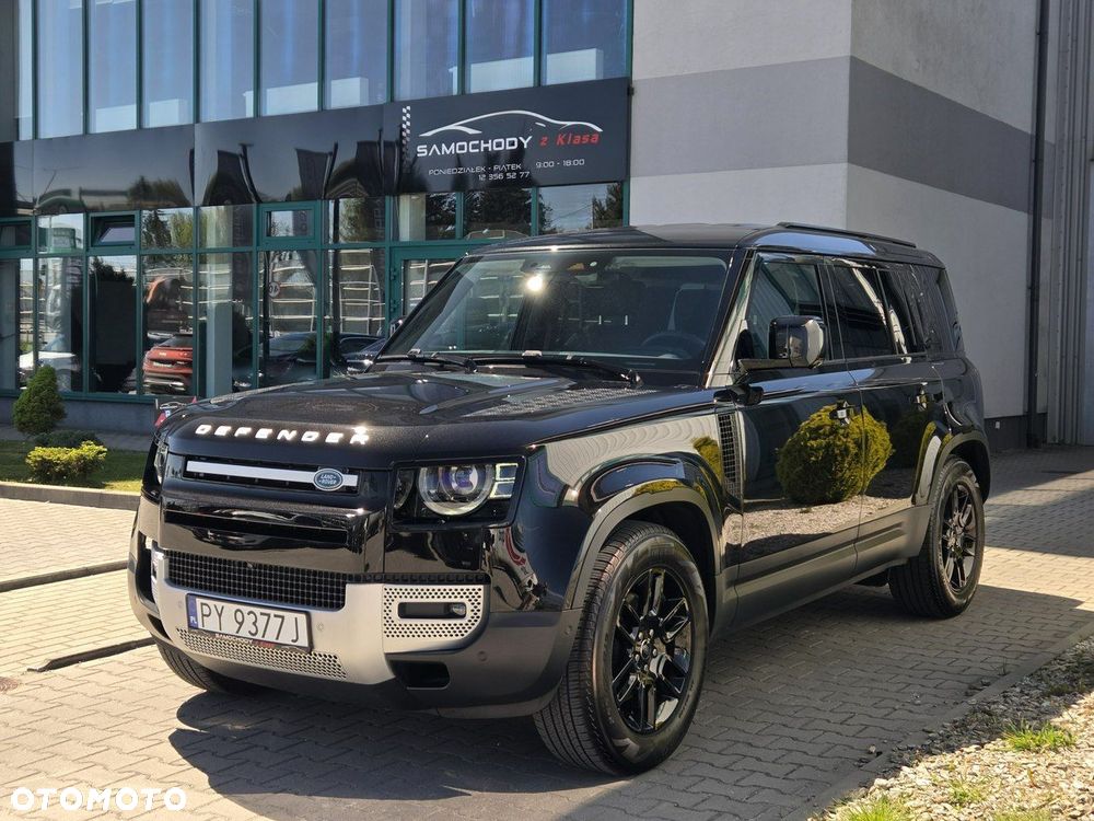 Land Rover Defender - 1
