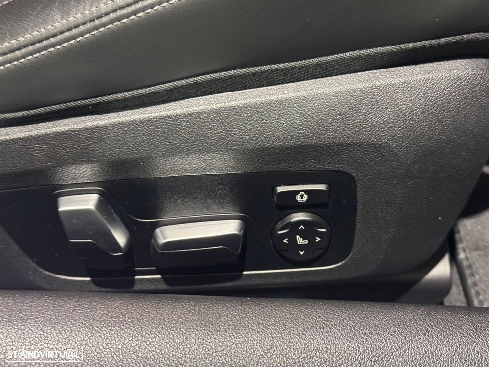 BMW 840 d xDrive Pack M - 26