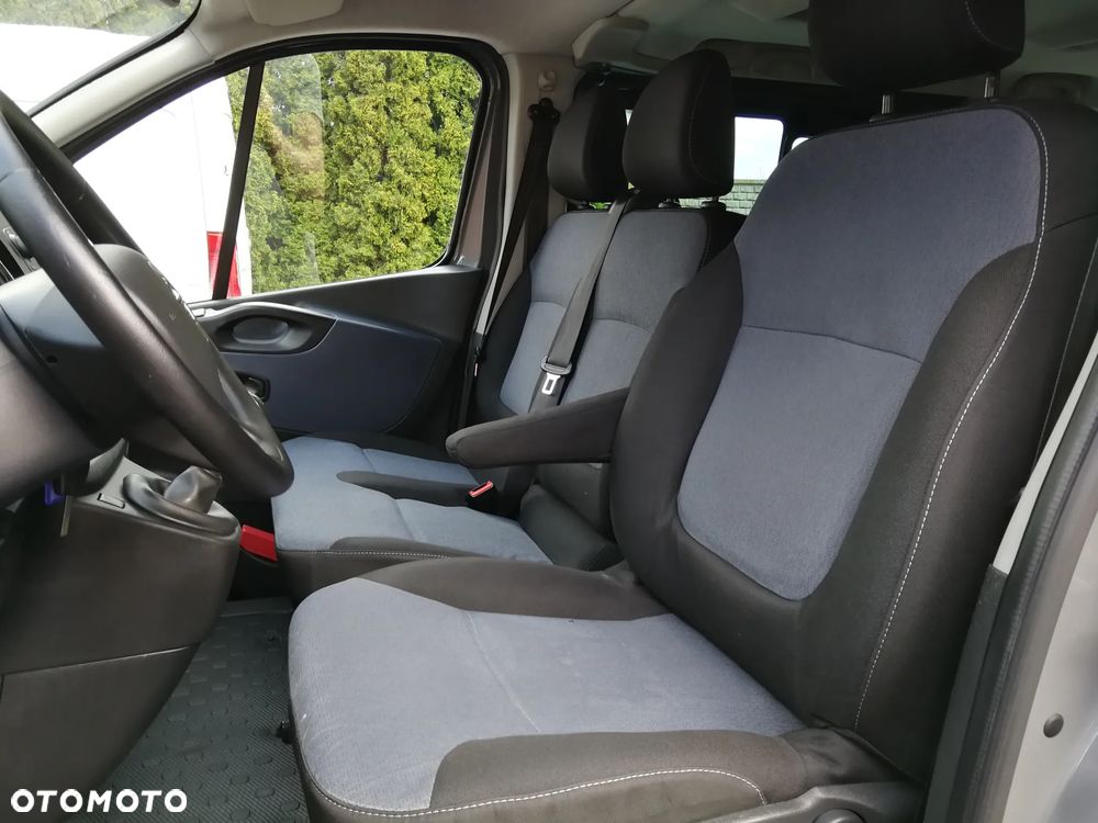 Opel Vivaro L2H1 2,9t Elegance Business - 16