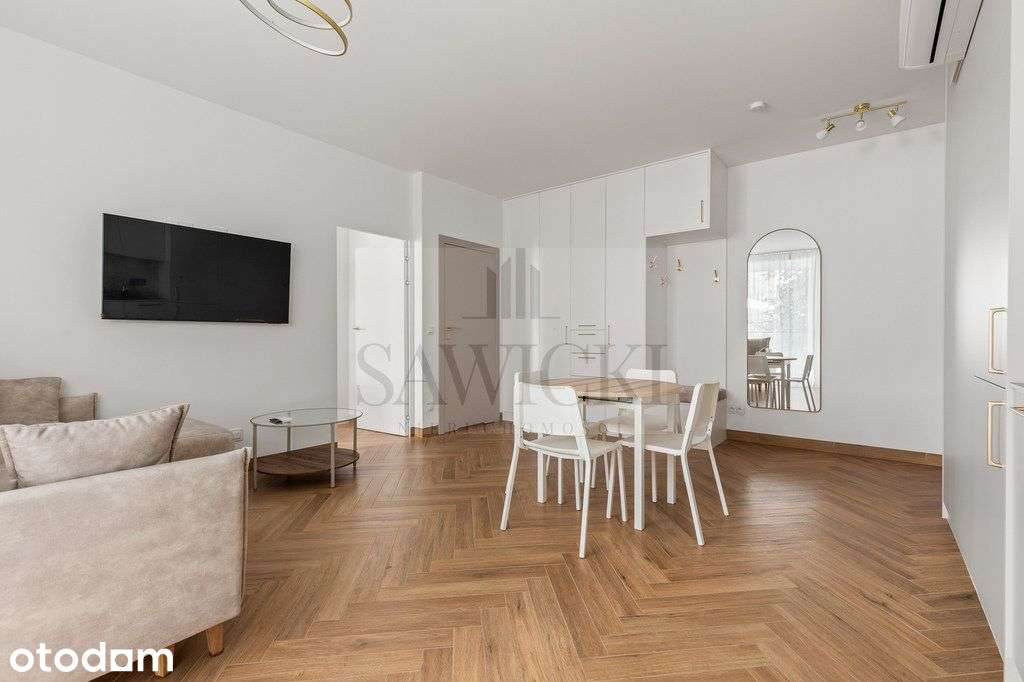 Apartament z dużym balkonem i garażem