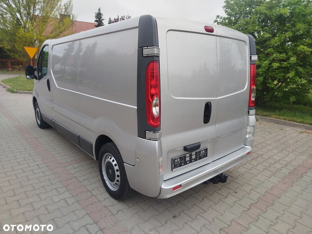 Renault Trafic - 10
