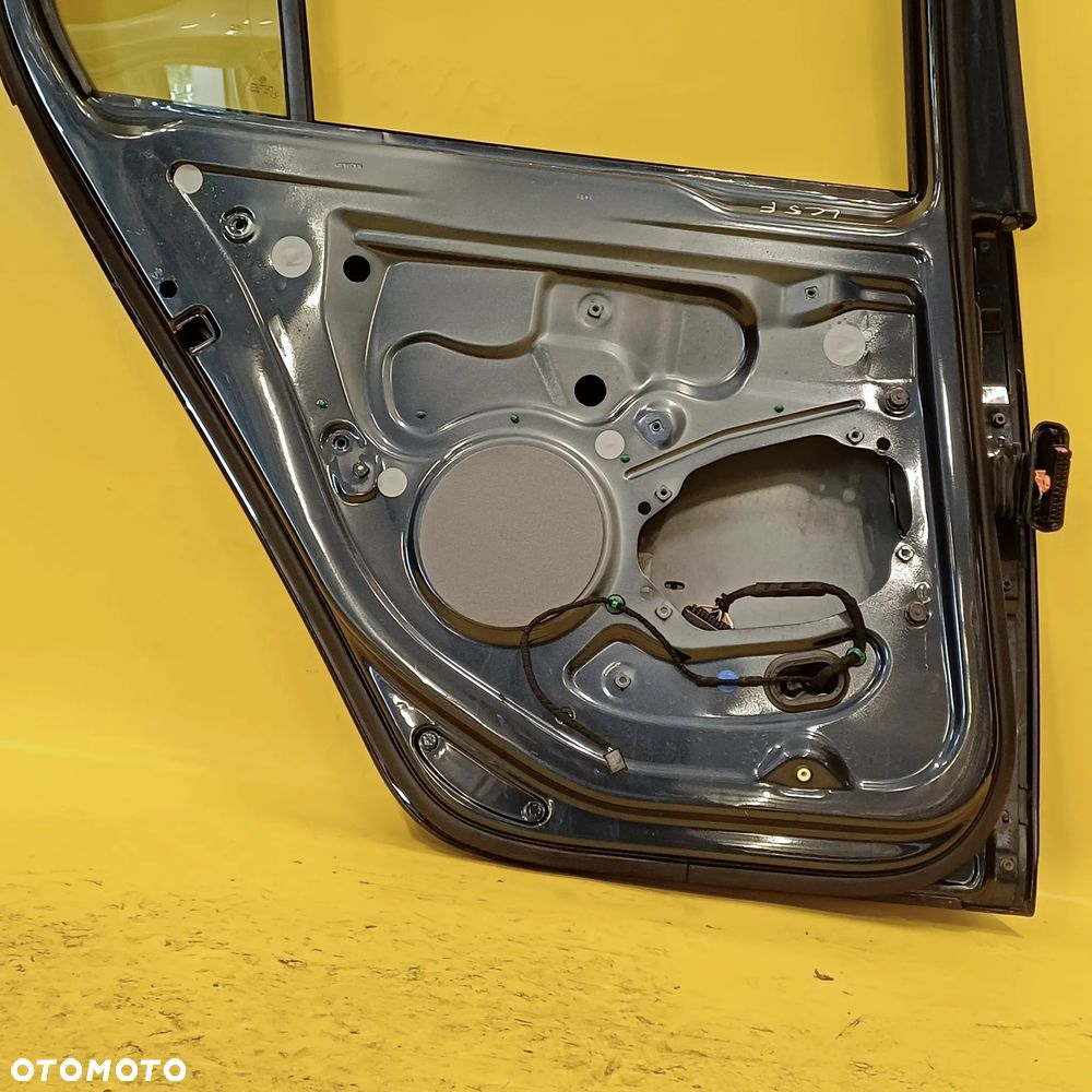DRZWI LEWY TYŁ LEWE TYLNE VW GOLF V 5D HB  LAK: LC5F NR1879 - 12