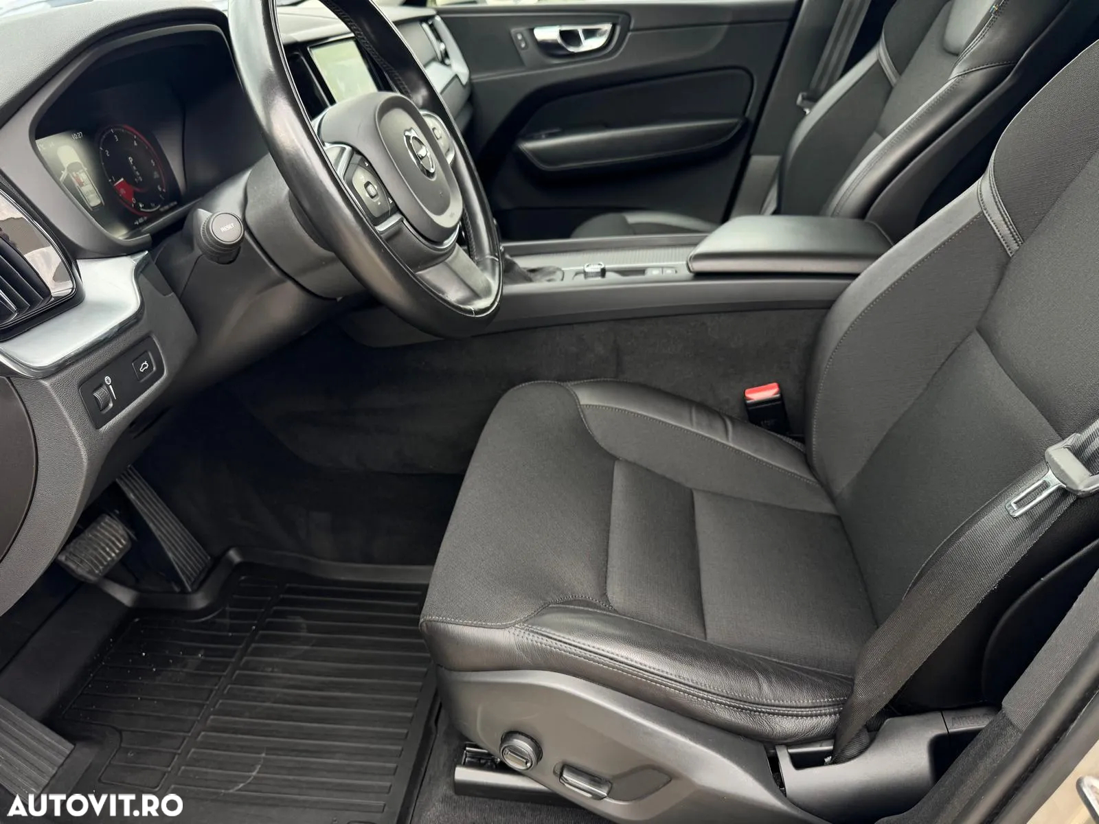 Volvo XC 60 D4 AWD Momentum - 15