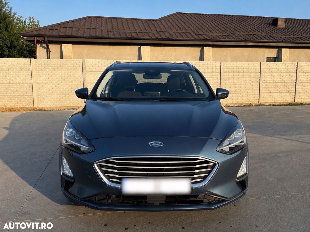 Ford Focus - 1