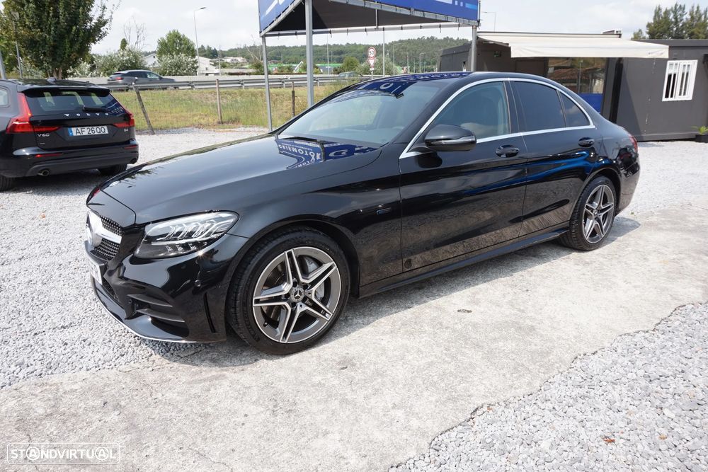 Mercedes-Benz C 300 de AMG Line - 4