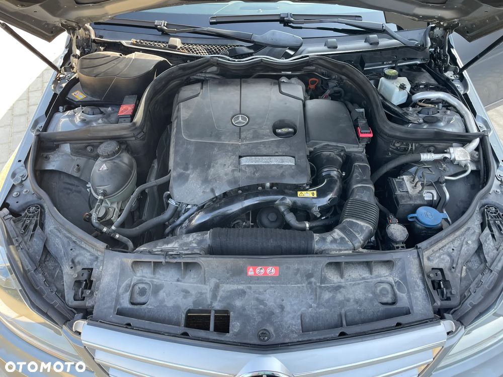 Mercedes-Benz Klasa C 180 (BlueEFFICIENCY) 7G-TRONIC Avantgarde - 22