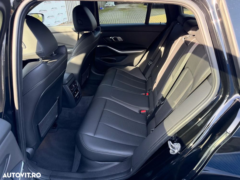 BMW Seria 3 330e xDrive Aut. Sport Line - 22