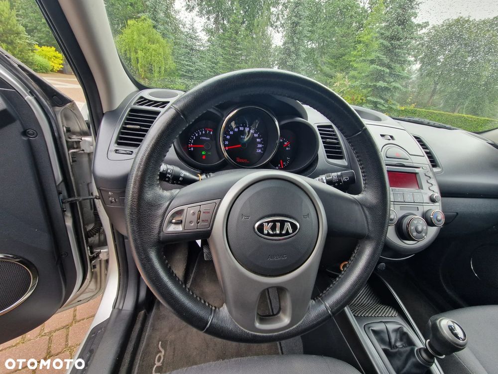Kia Soul 1.6 CVVT Attract - 23
