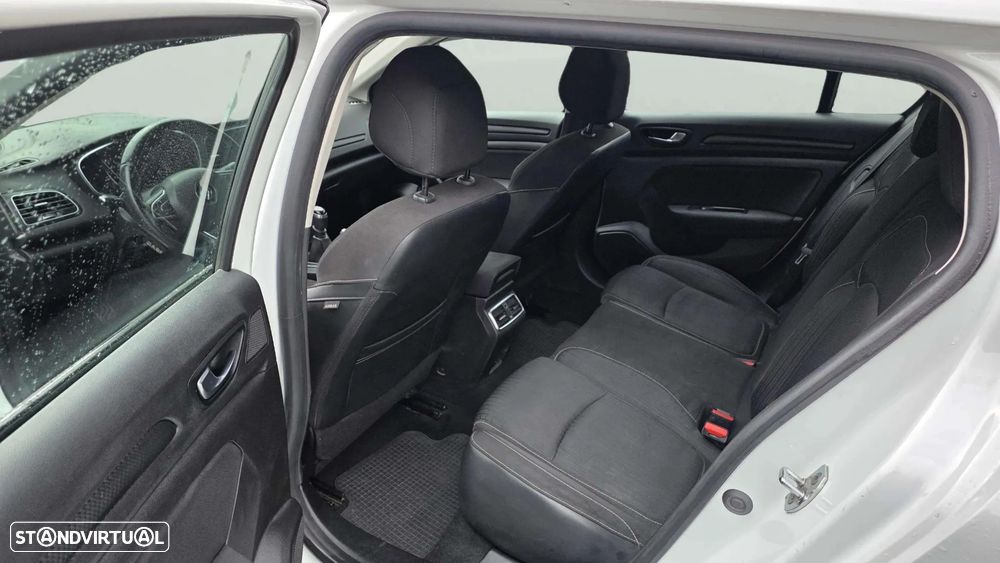Renault Mégane Sport Tourer 1.5 dCi Limited - 11