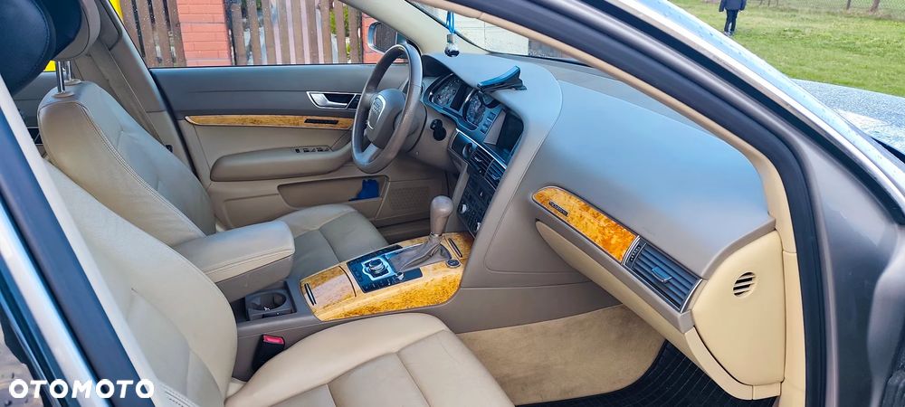 Audi A6 Limousine 4.2 Quattro Tiptronic - 5