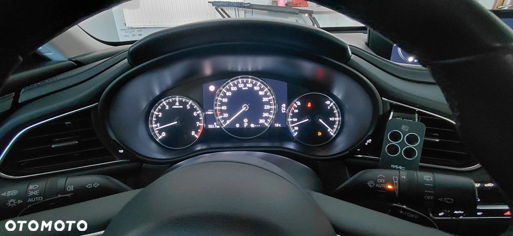 Mazda CX-30 2.0 mHEV Hikari 2WD - 24