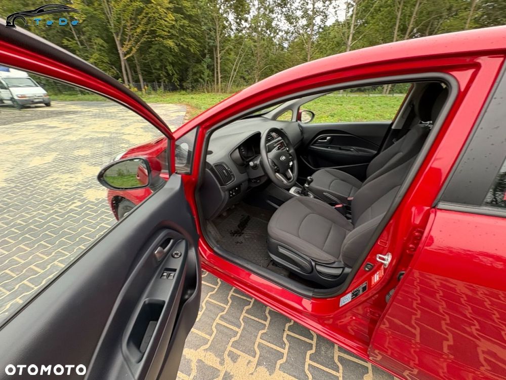Kia Rio - 20