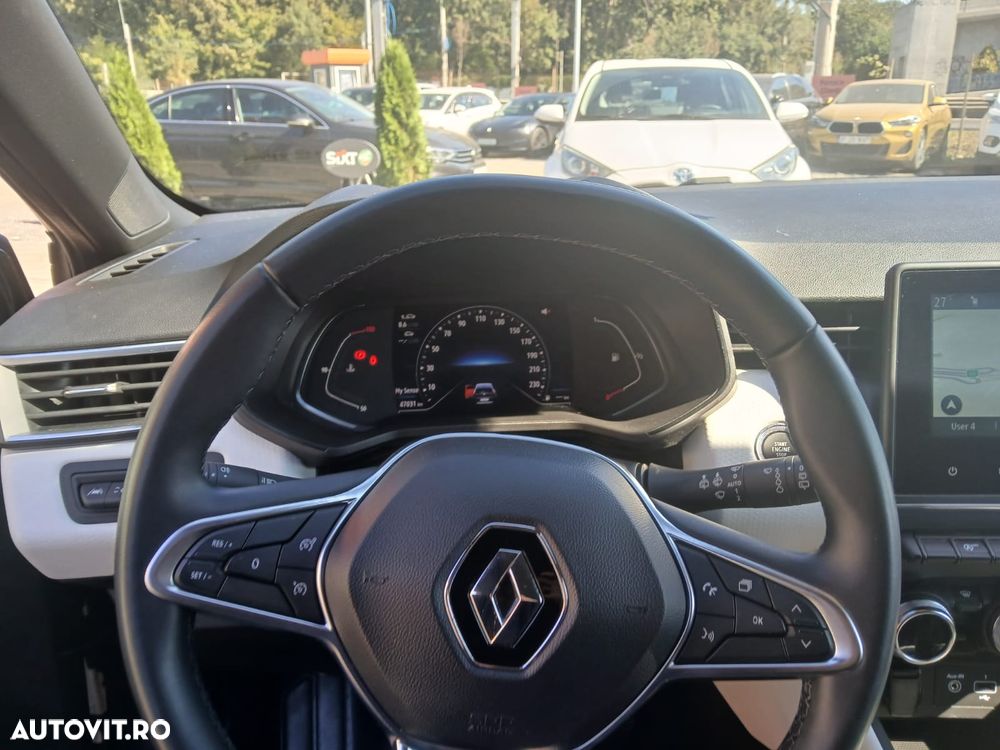 Renault Clio V TCe 90 CVT Techno - 7