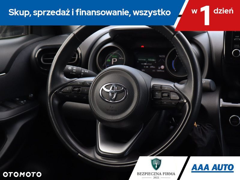 Toyota Yaris Cross - 17