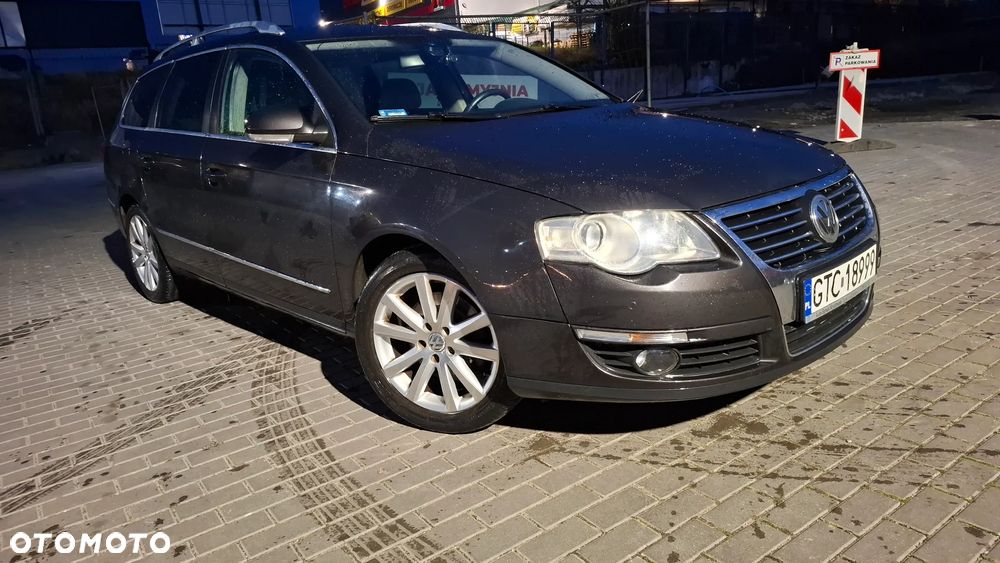 Volkswagen Passat 2.0 TDI DPF DSG Highline - 1