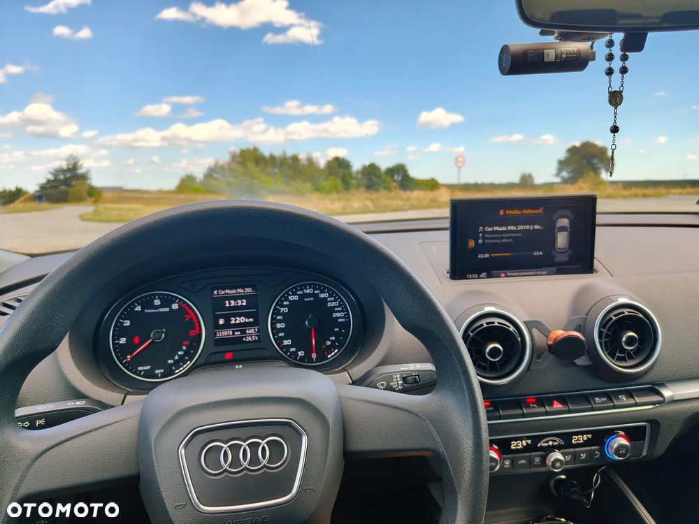 Audi A3 Sportback - 6