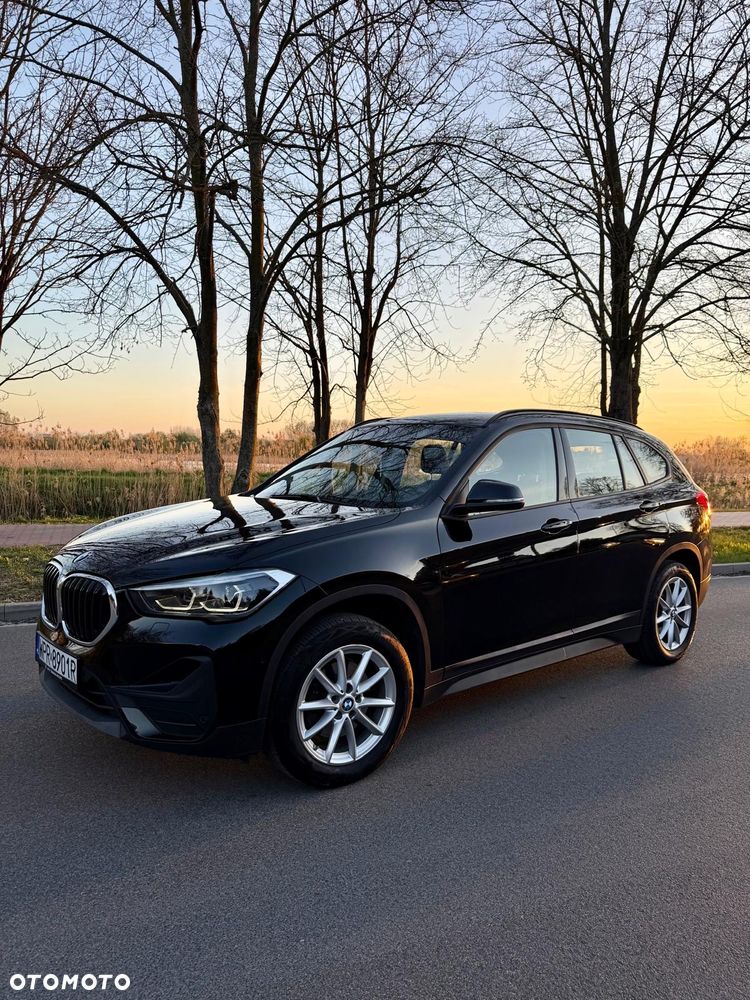 BMW X1 sDrive18i - 1
