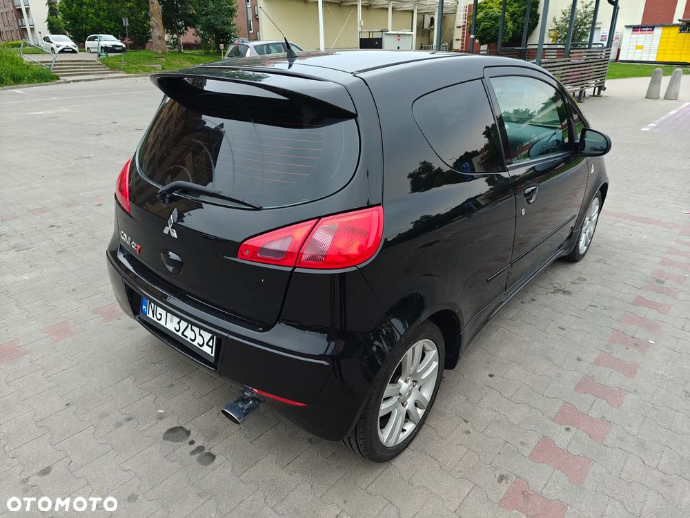 Mitsubishi Colt - 4