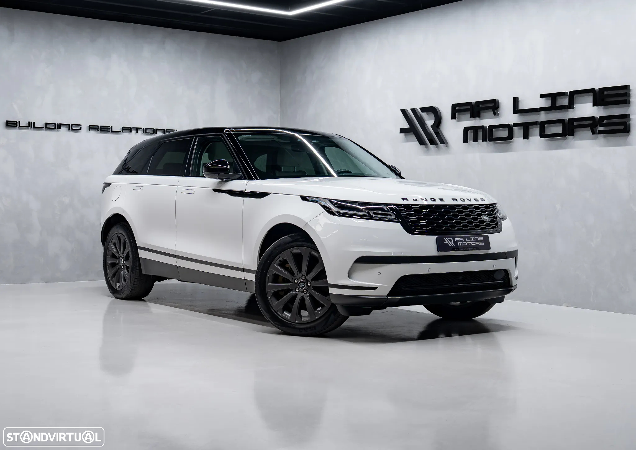 Land Rover Range Rover Velar 2.0 P400e AWD R-Dynamic SE - 2