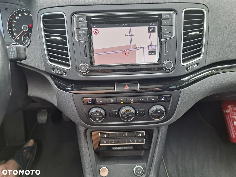 Volkswagen Sharan - 17