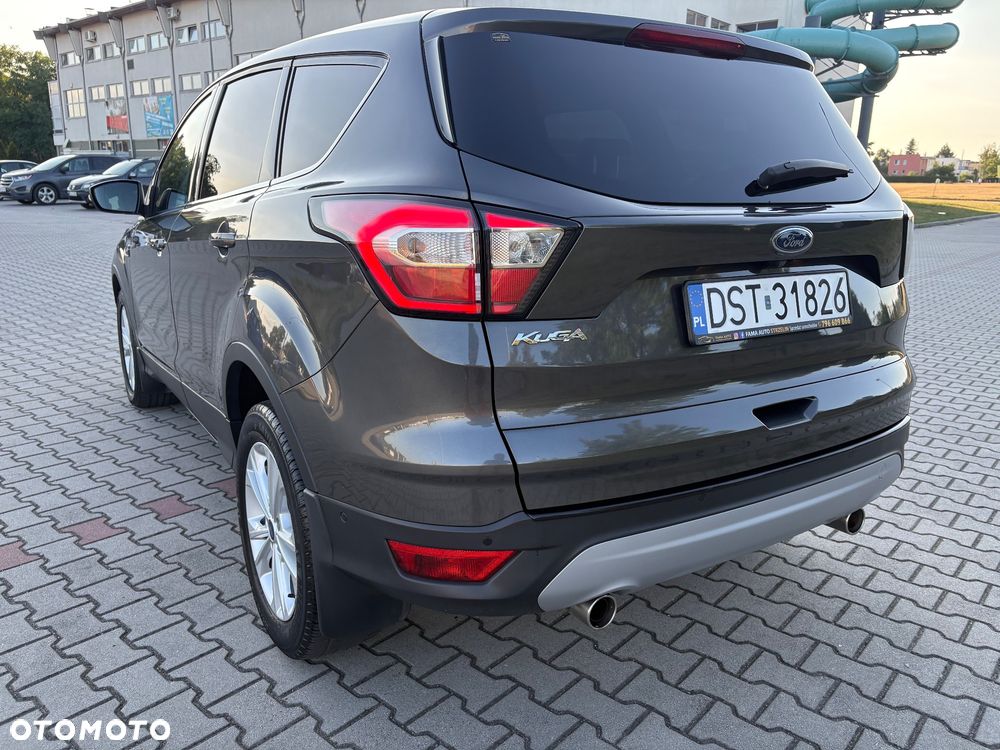 Ford Kuga 2.0 TDCi 4x2 Titanium - 4