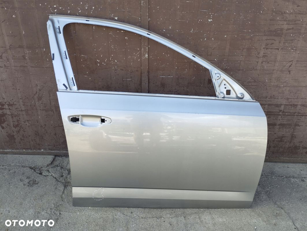 Drzwi prawe przód Skoda Octavia III 3 5E0 2012-2020