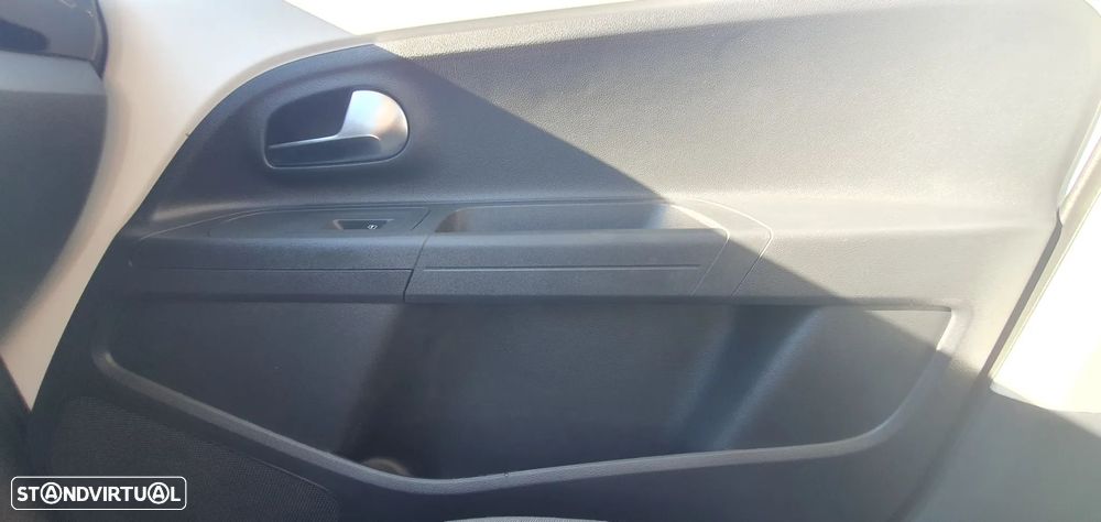 VW Up! 1.0 BlueMotion Move - 30