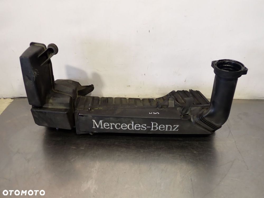 OBUDOWA FILTRA POWIETRZA MERCEDES W203 C180 - 2