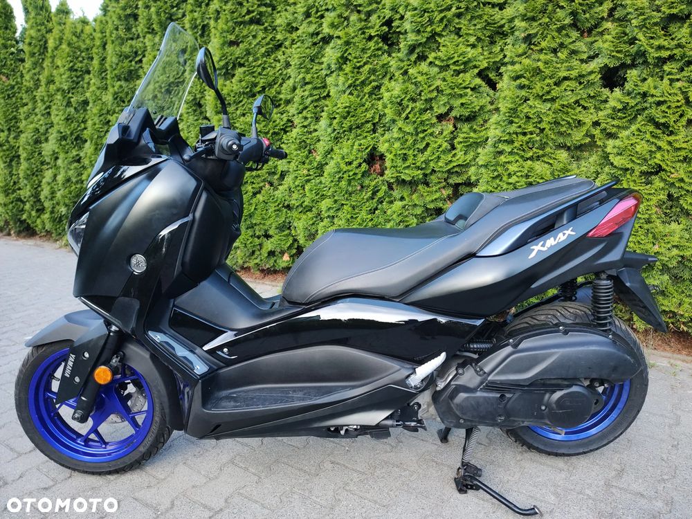 Yamaha X-max - 4