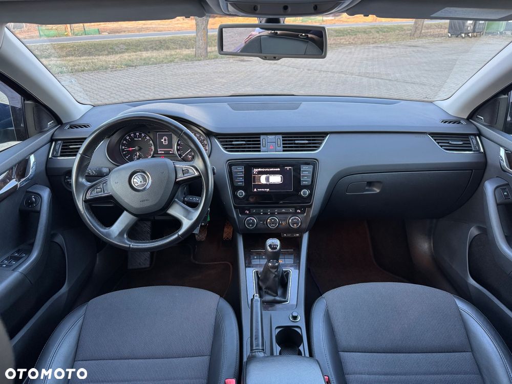 Skoda Octavia 2.0 TDI Premium Edition - 18