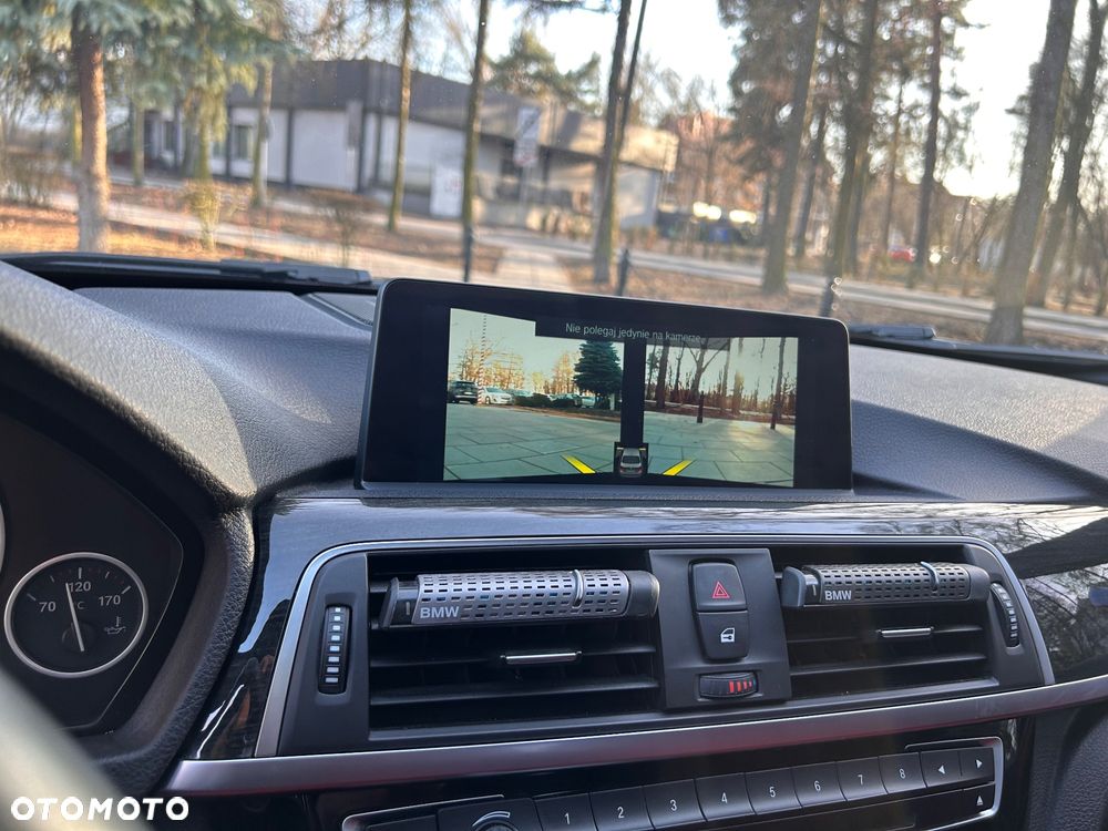 BMW Seria 3 340i M Sport Shadow - 7