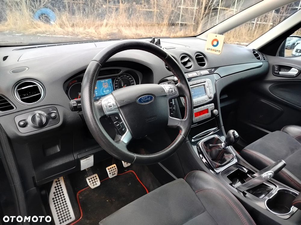Ford S-Max - 24