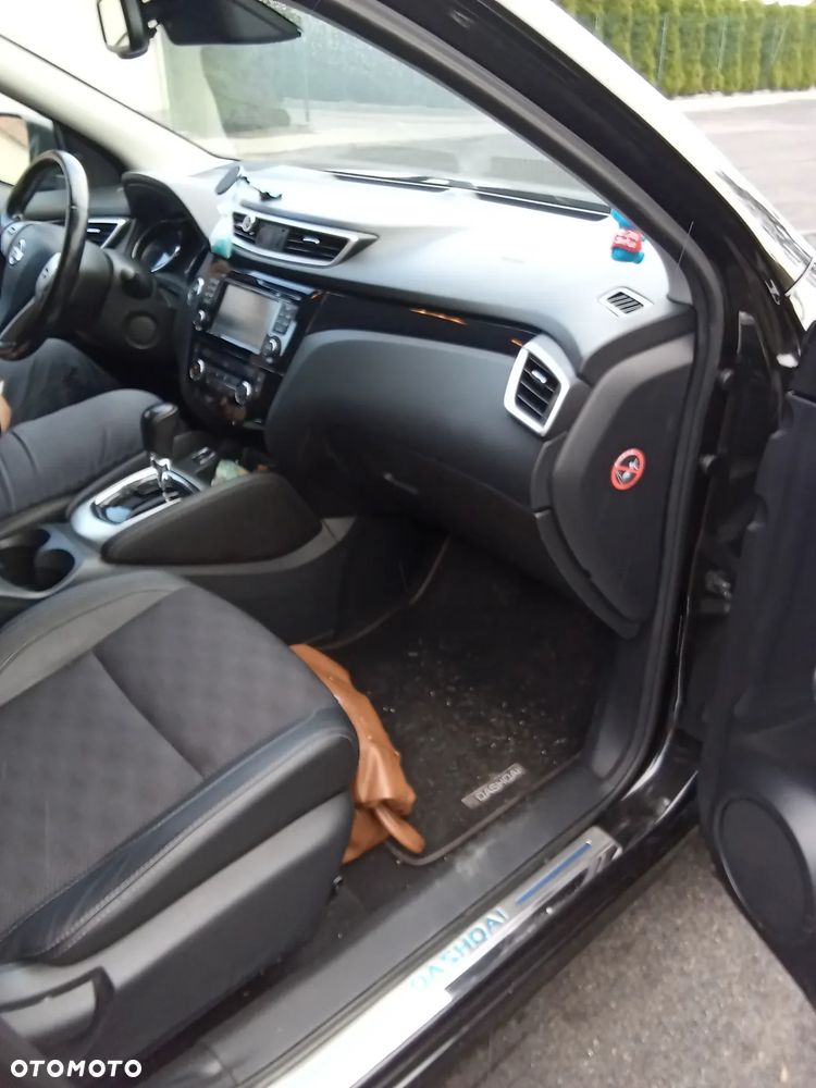 Nissan Qashqai - 12